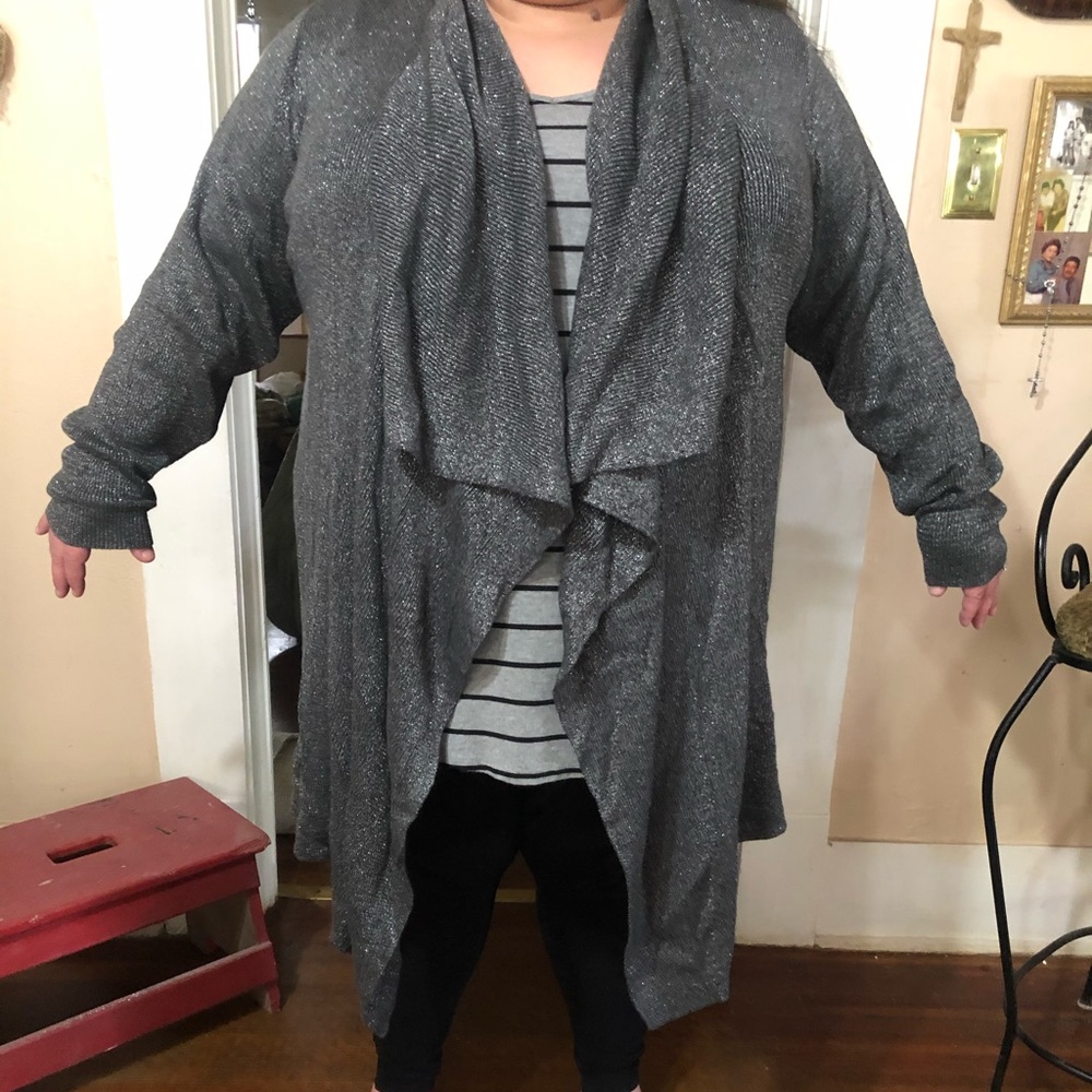 NWT Grey with shimmer Sweater Size 5